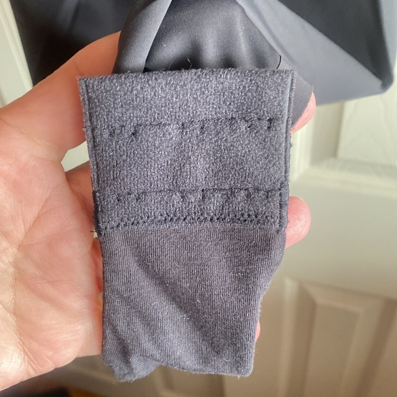 Bali NWT Black Firm Control Removable Pads Wirefree Bodysuit Size large - Picture 7 of 12